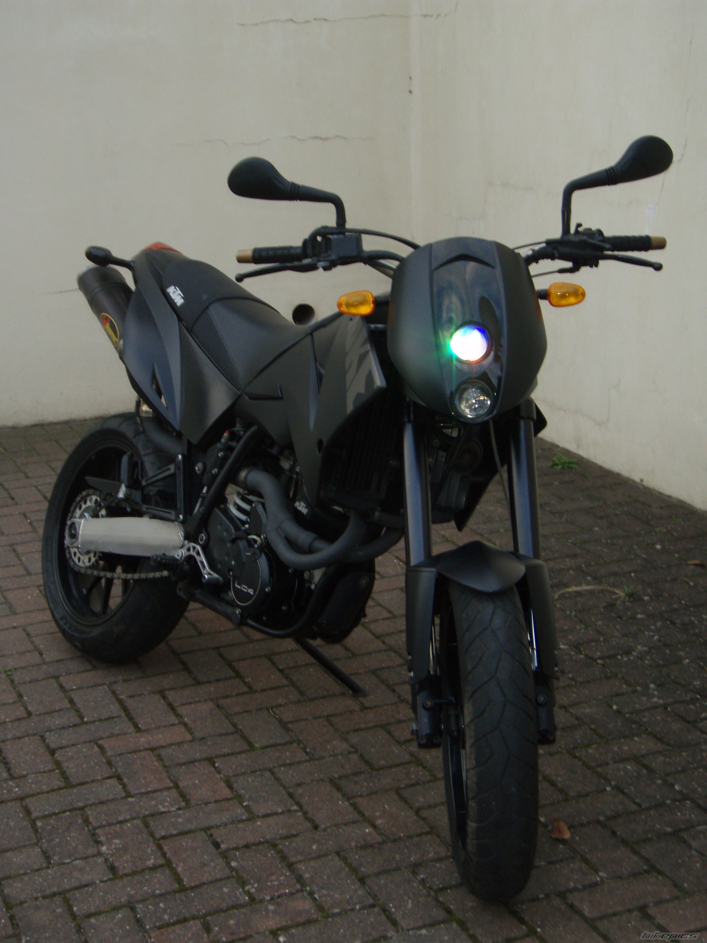 Photo 1228458