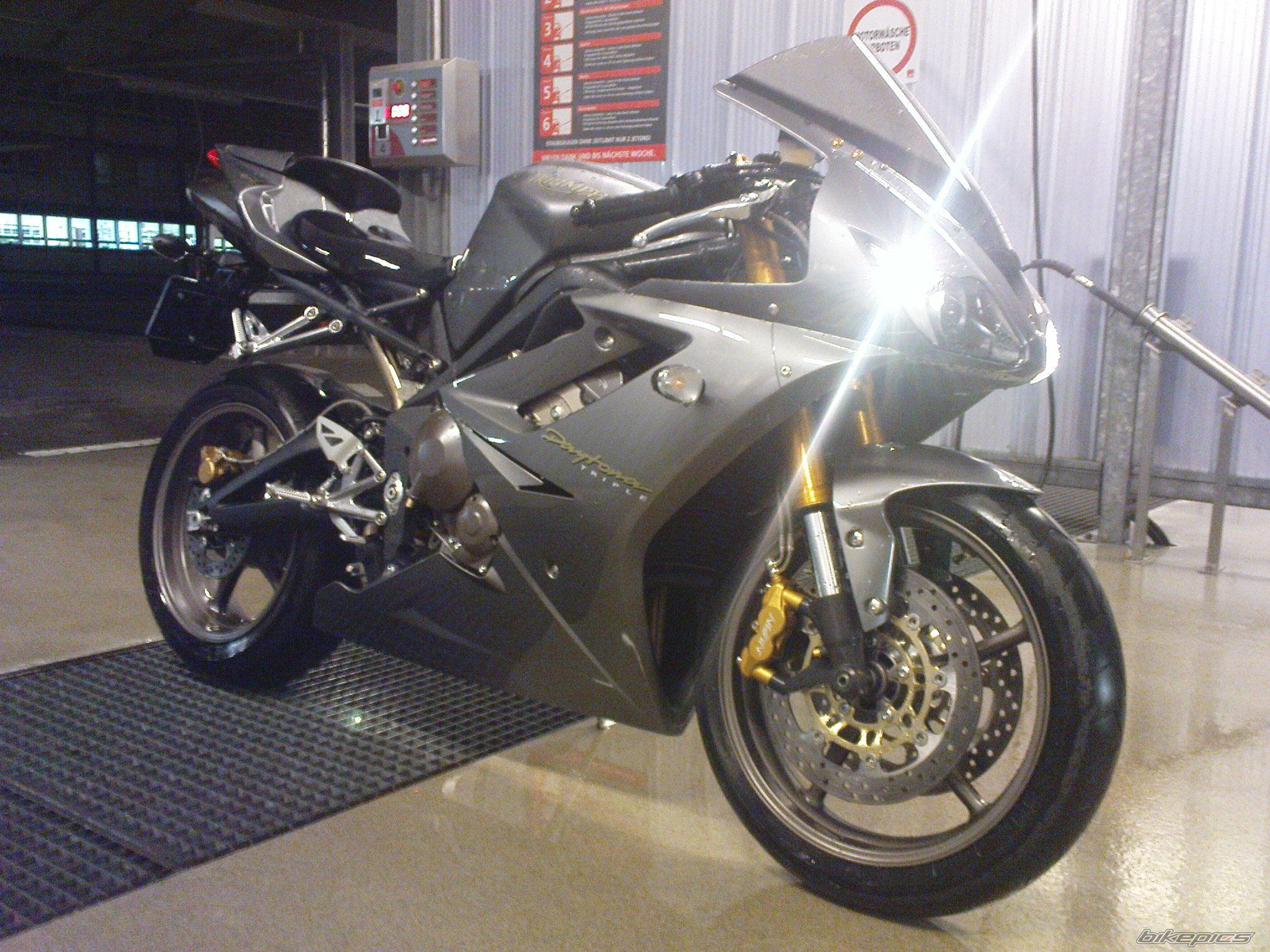 Photo 1228991