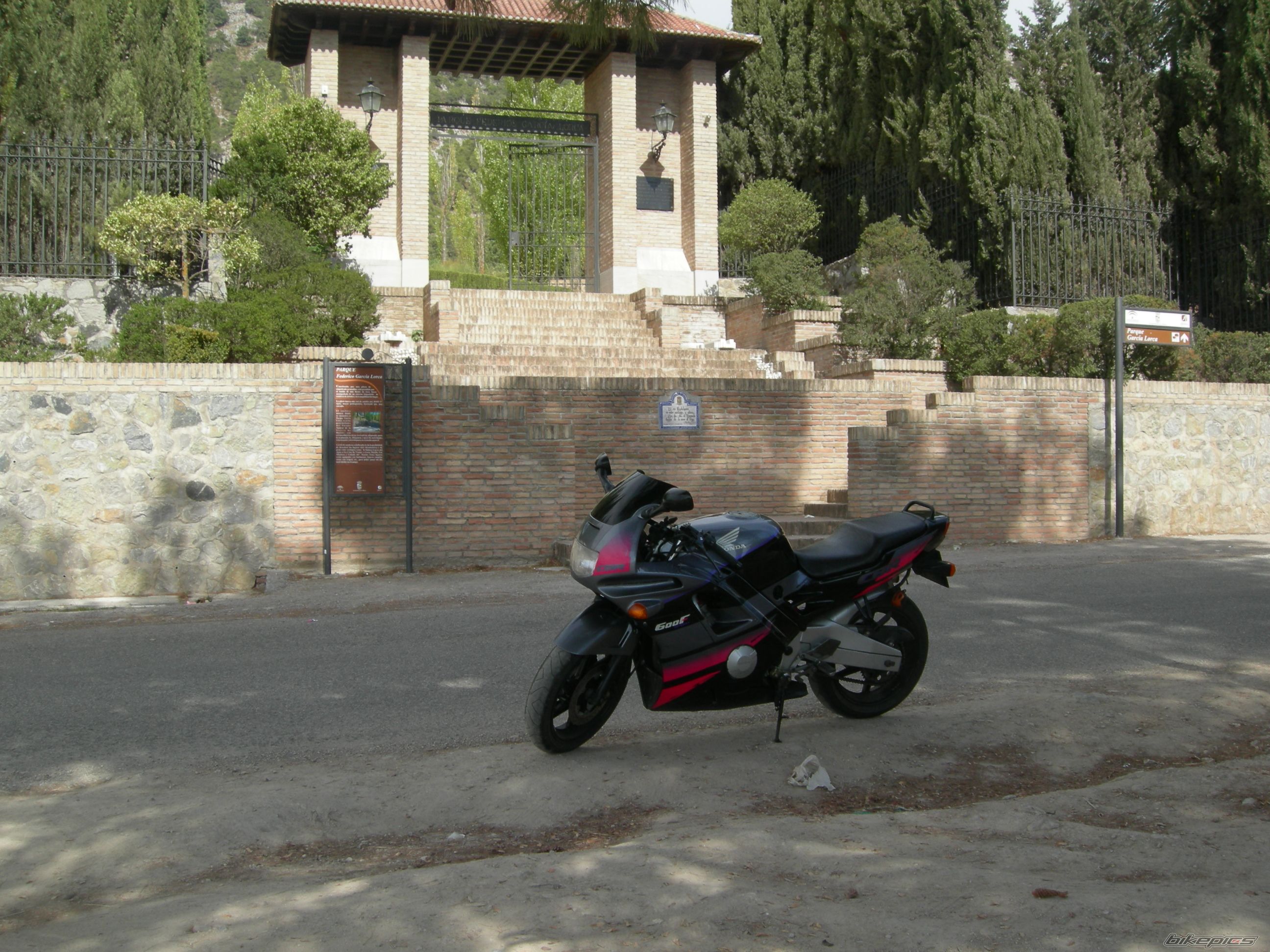 Photo 1229175
