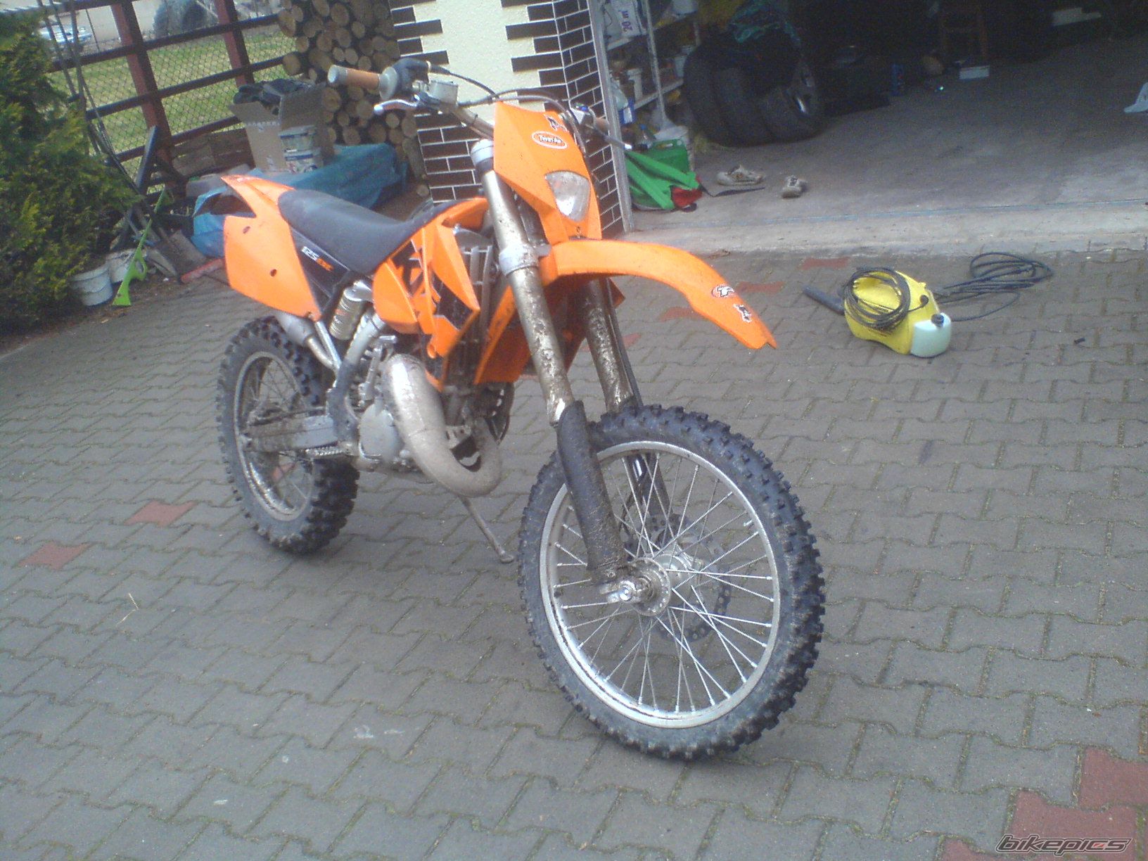 Photo 1229932