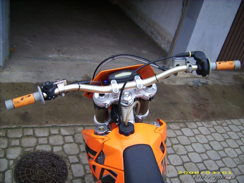 Photo 1229954