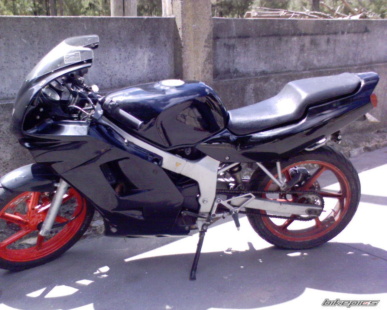 Photo 1230370