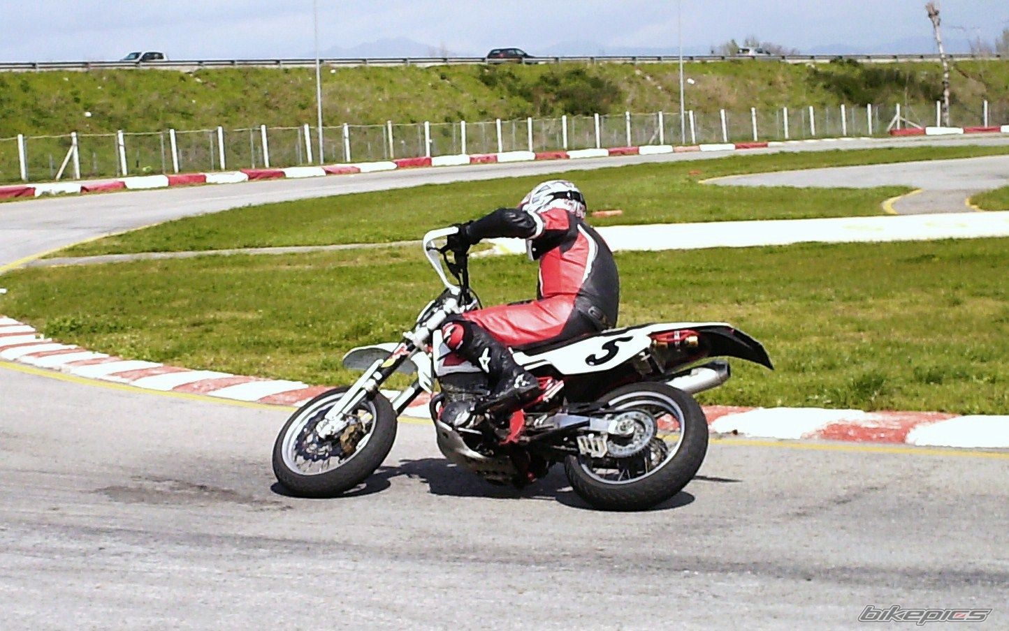 Photo 1231176