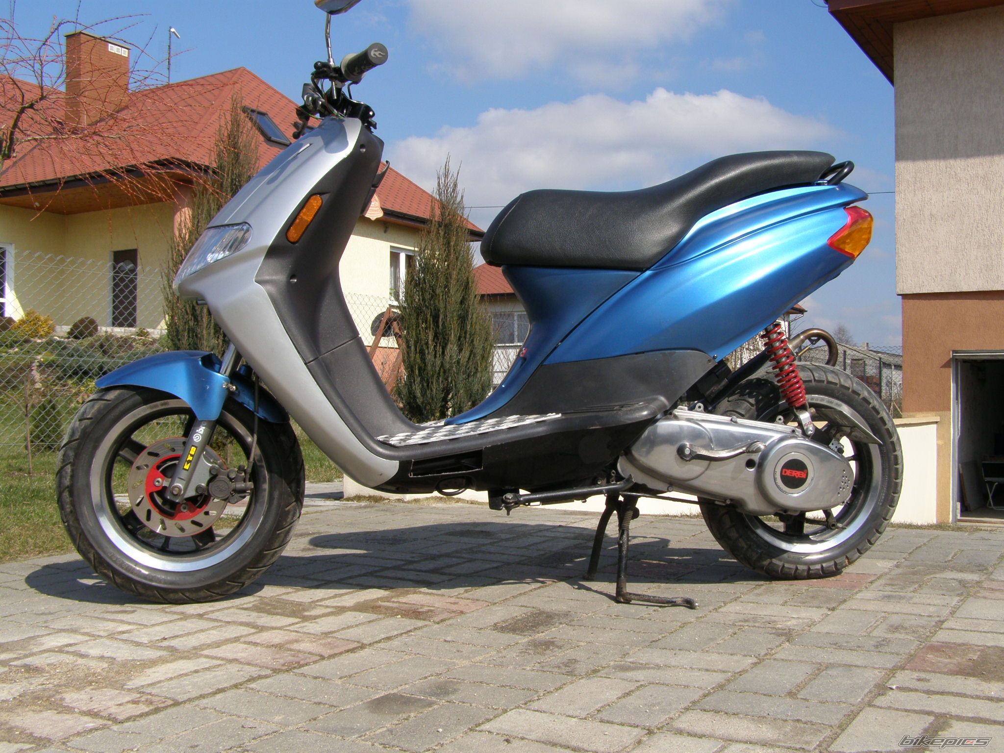 Photo 1232057