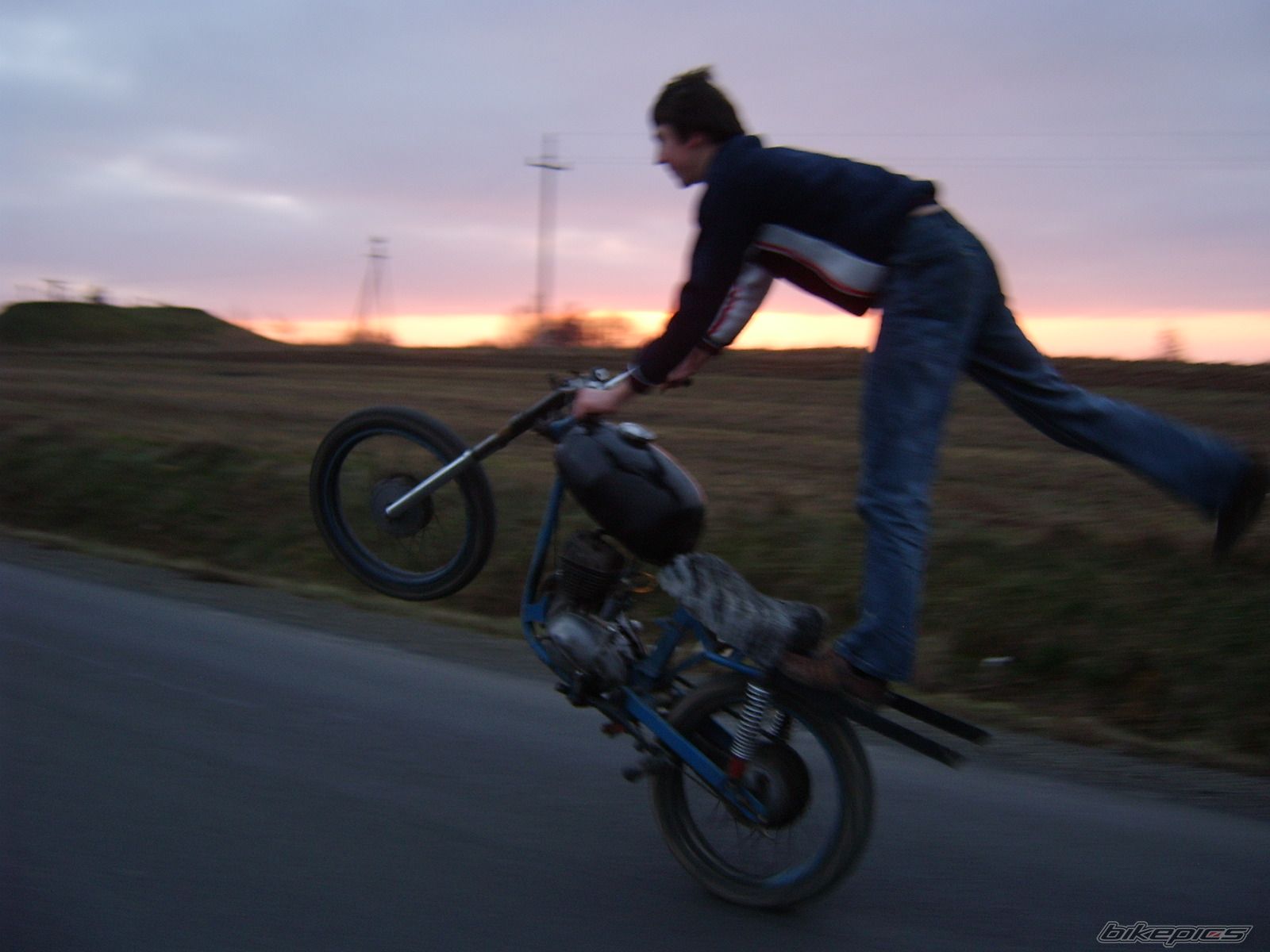 Photo 1232412