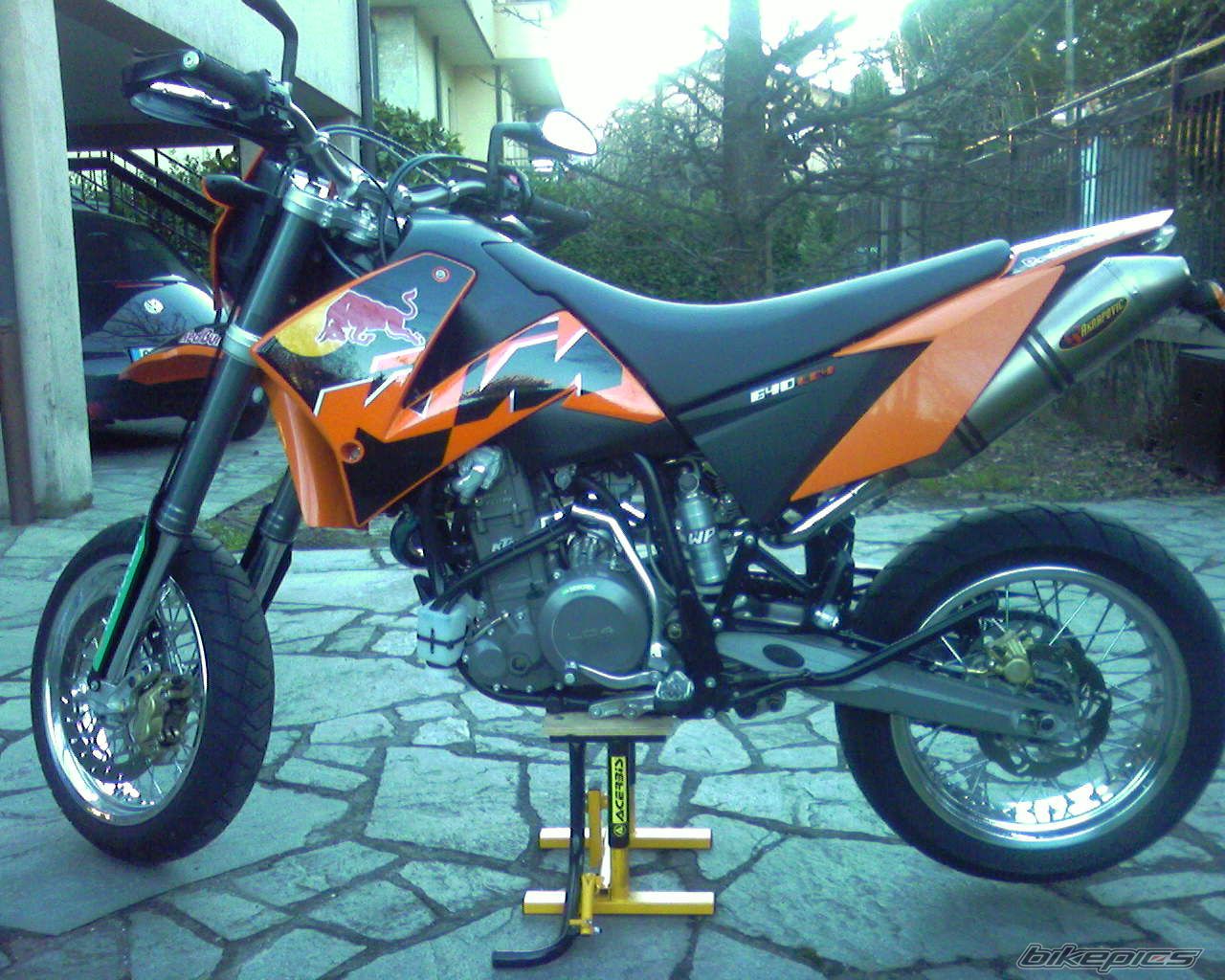 Photo 1232884