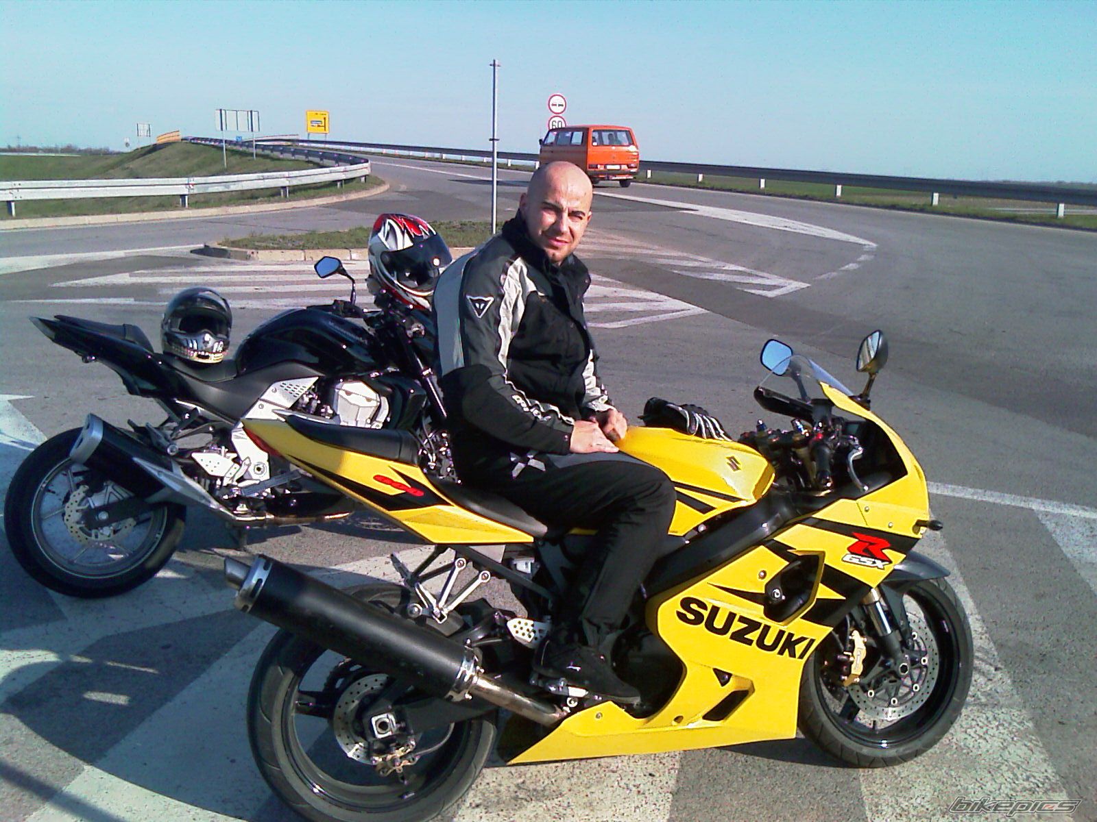 Bike Photo 1233356