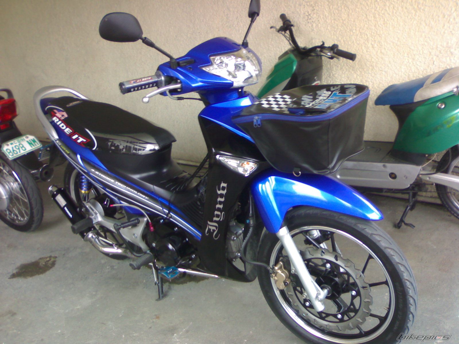 Photo 1233851