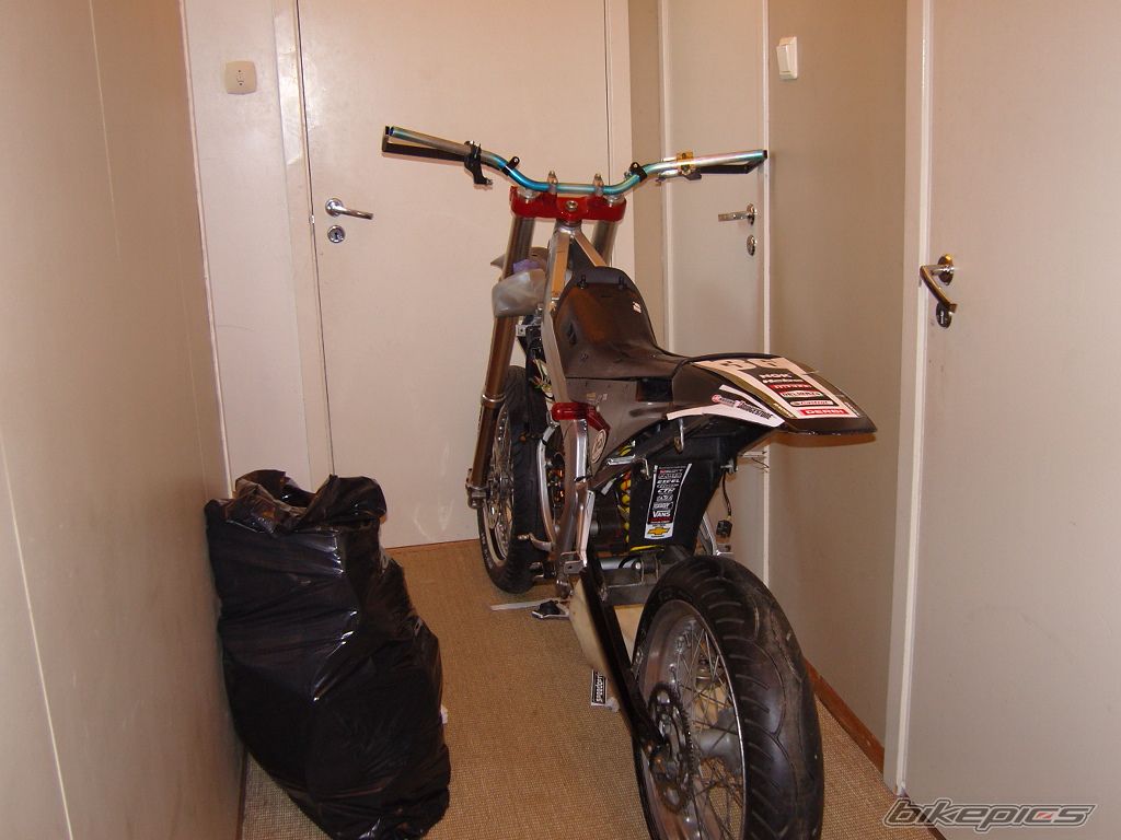Photo 1234022