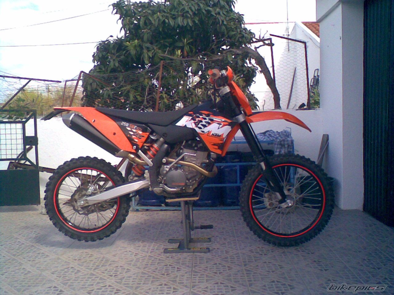 Photo 1235266