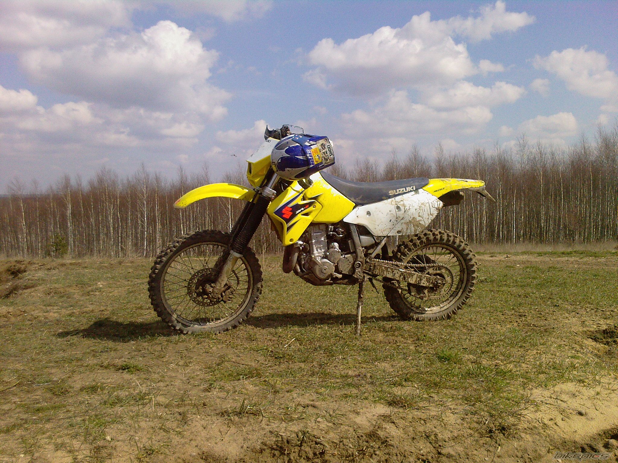 Photo 1236004