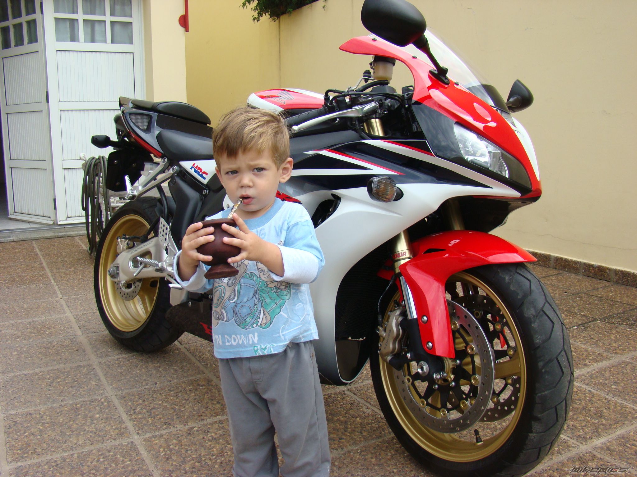 Photo 1236086