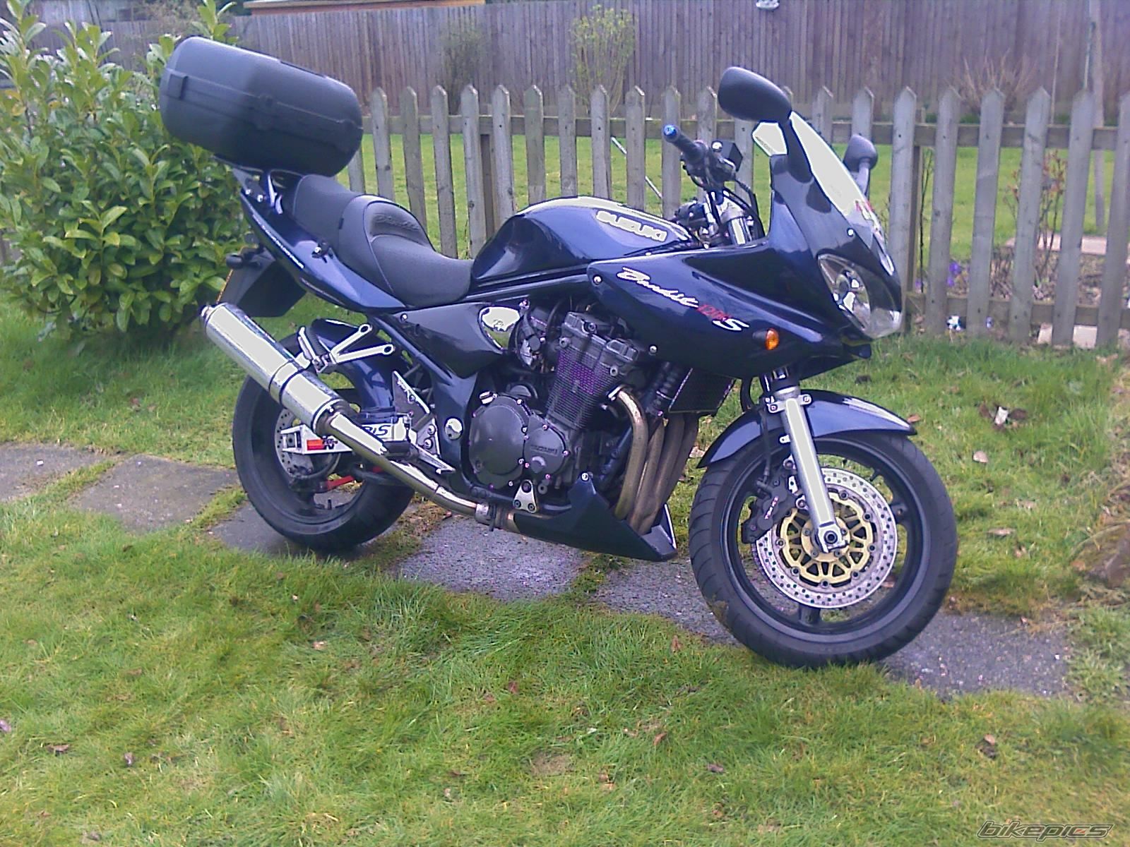 Photo 1236110