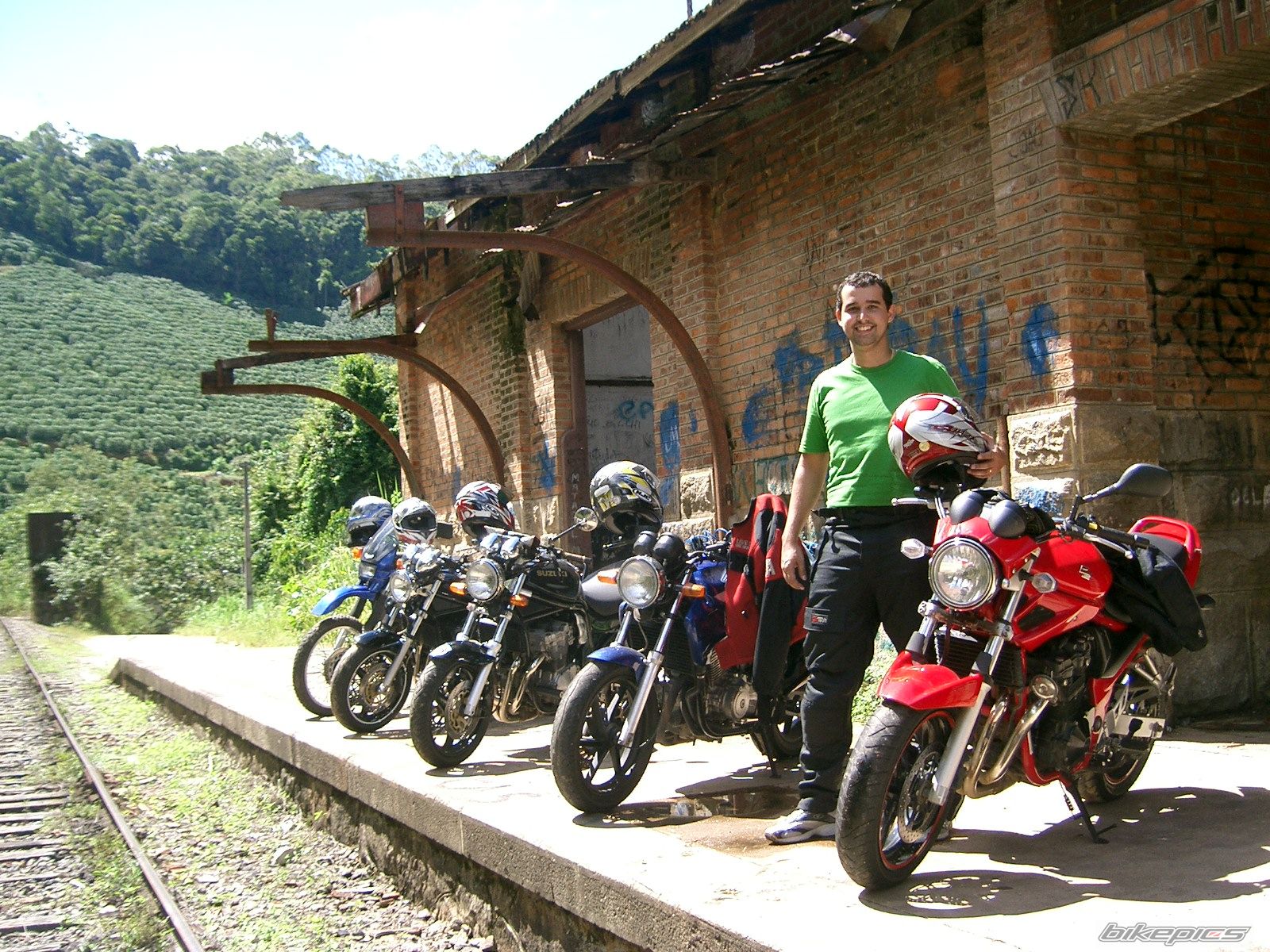 Photo 1236127