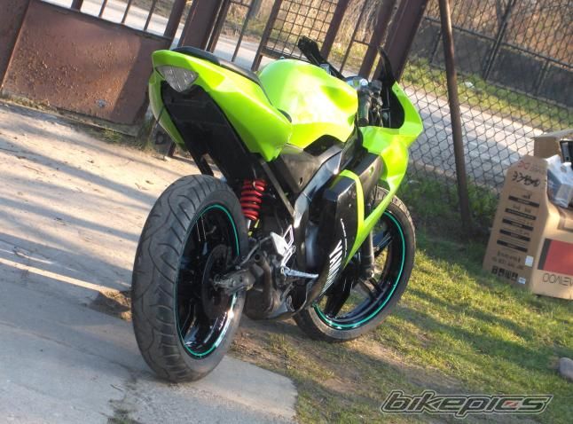 Photo 1236702