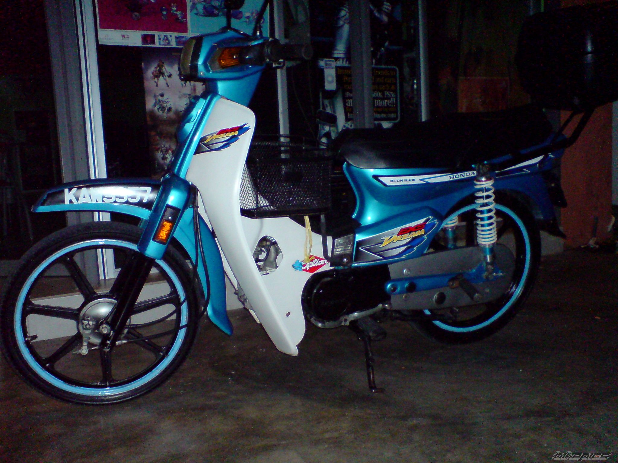 Photo 1236713