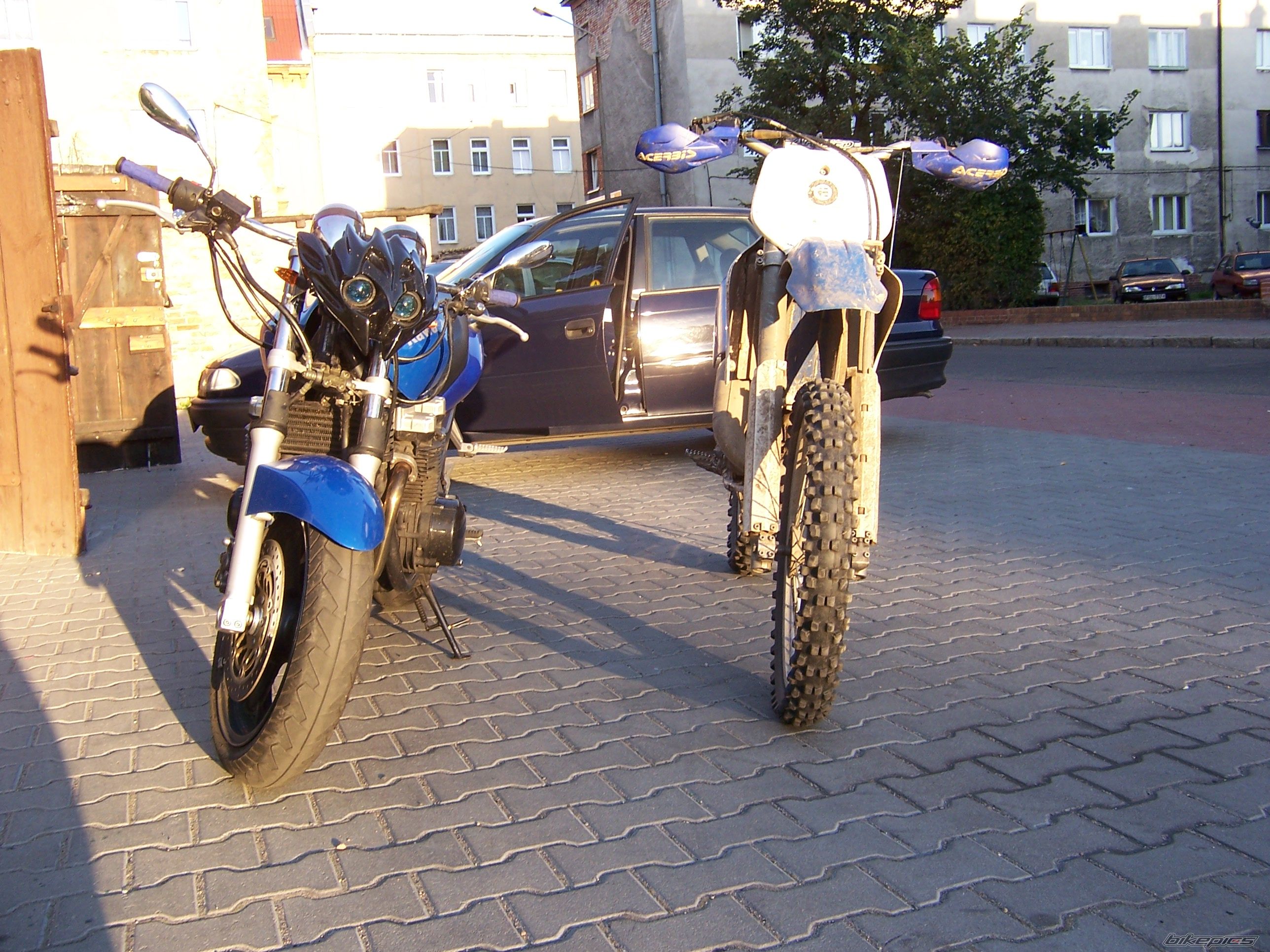 Photo 1236755