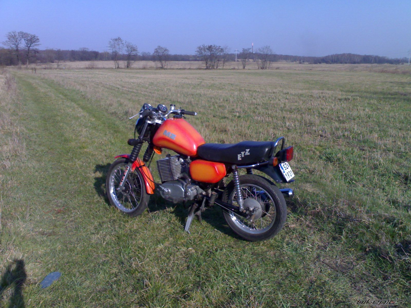 Photo 1236840