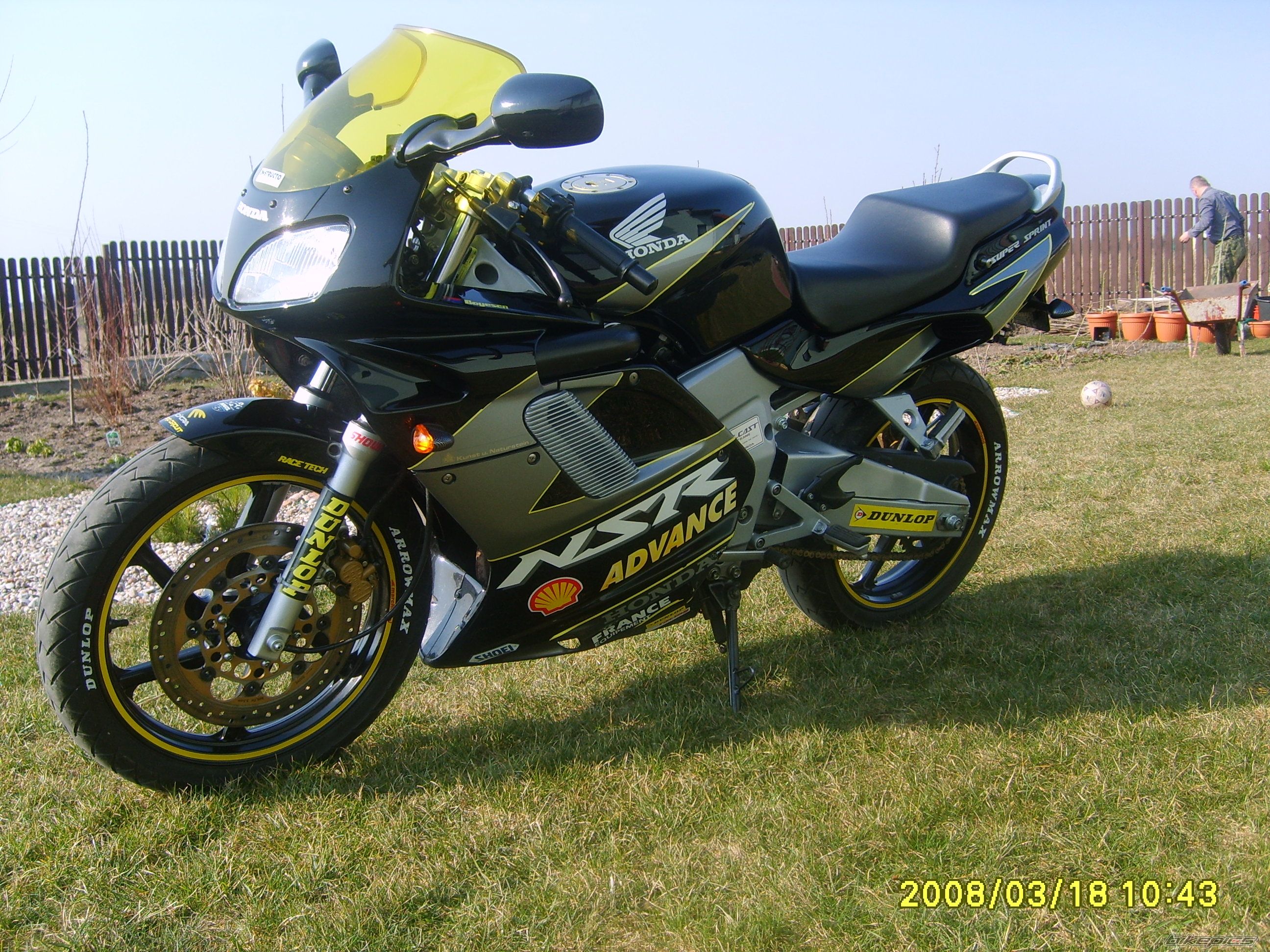 Photo 1236884