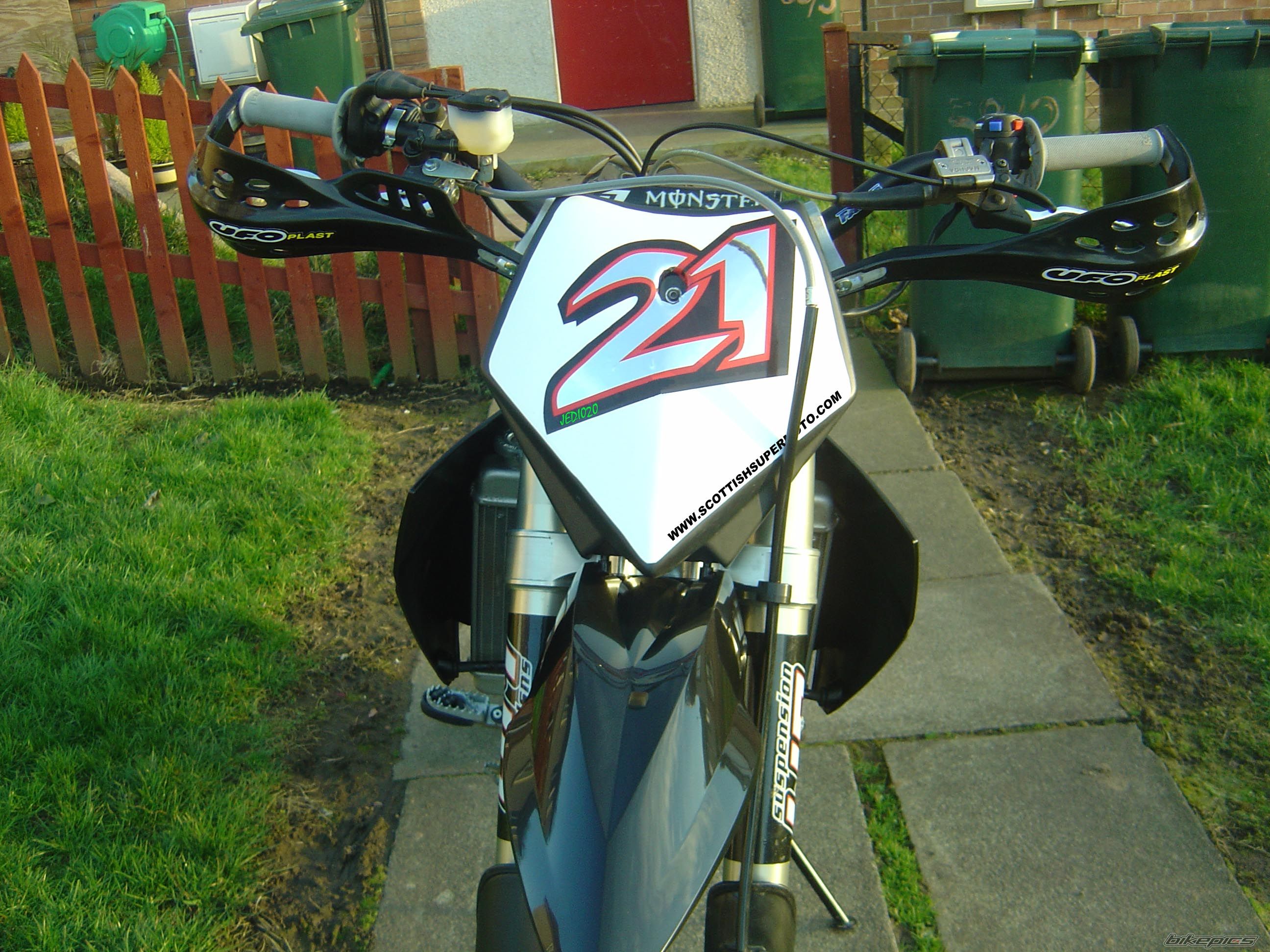 Photo 1237471