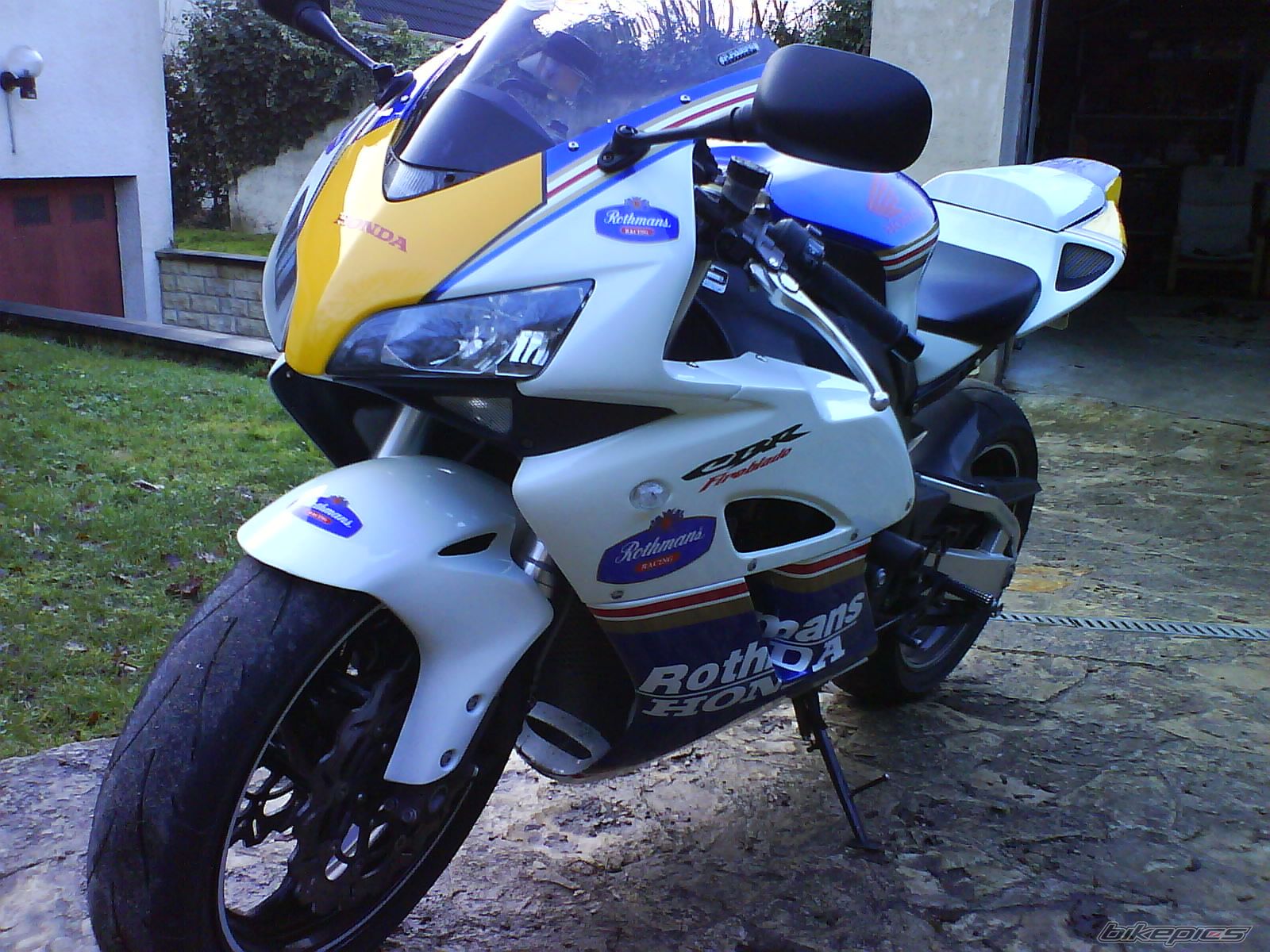 Photo 1237596