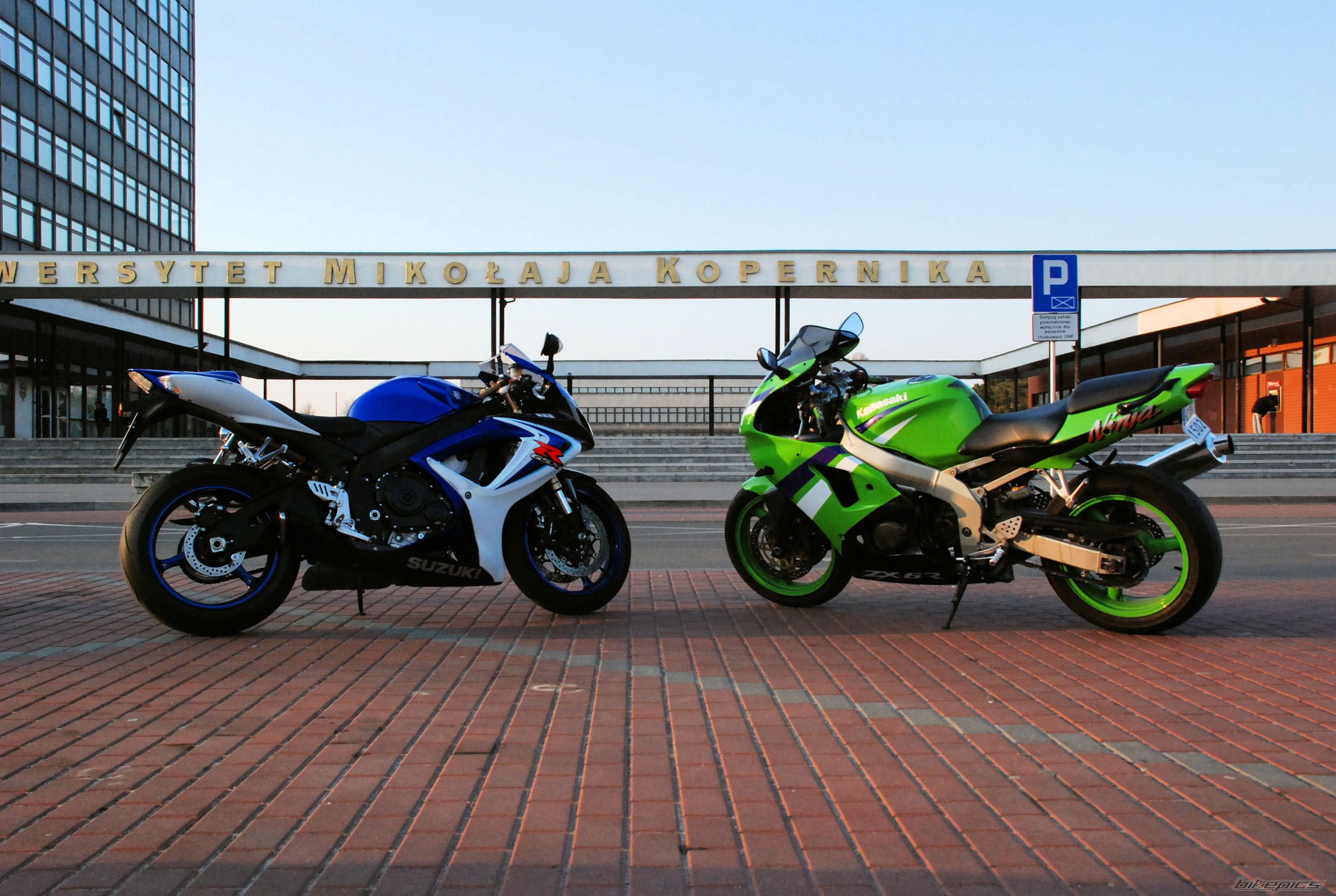 Photo 1237768
