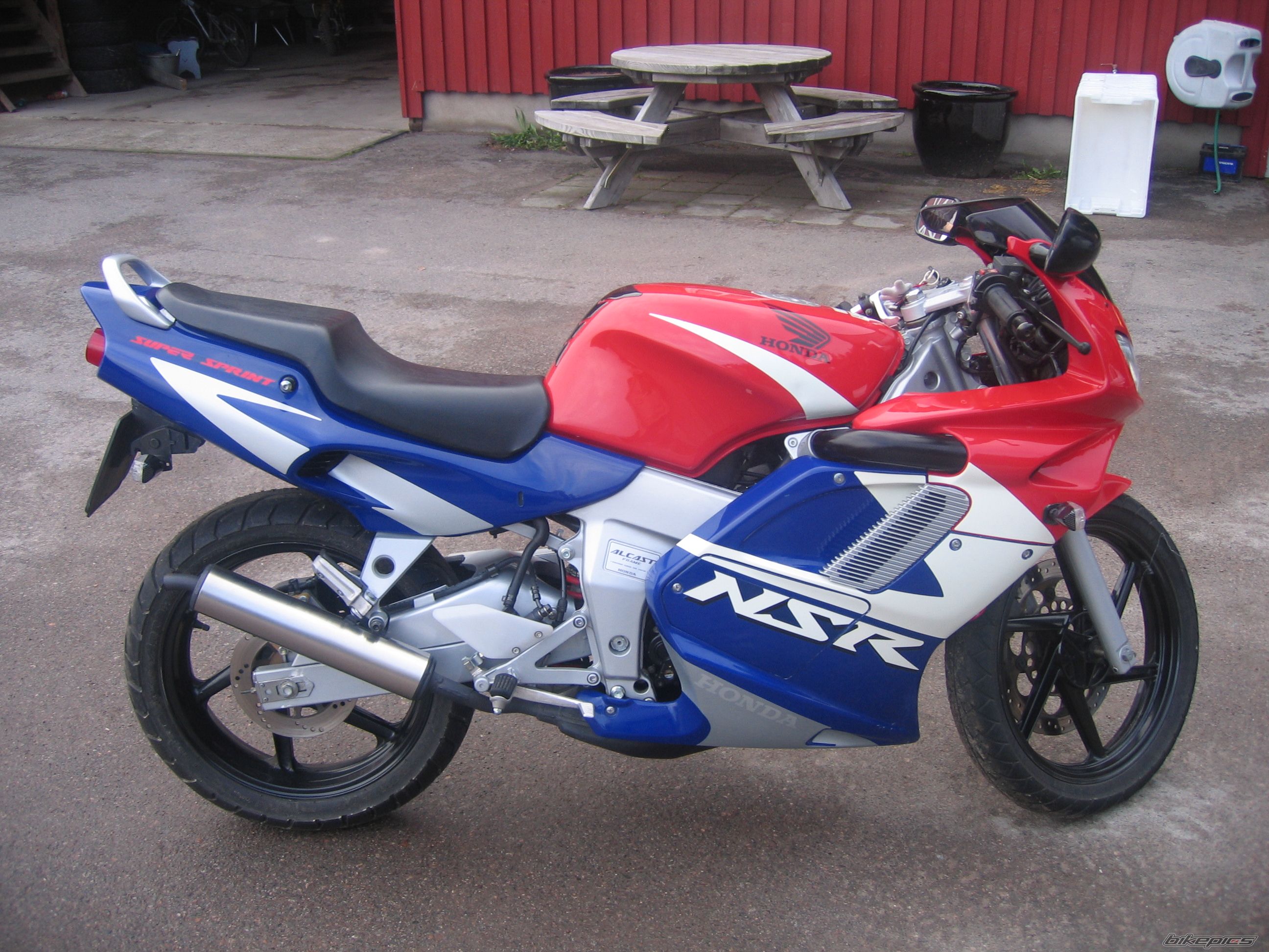 Bike Photo 1237999