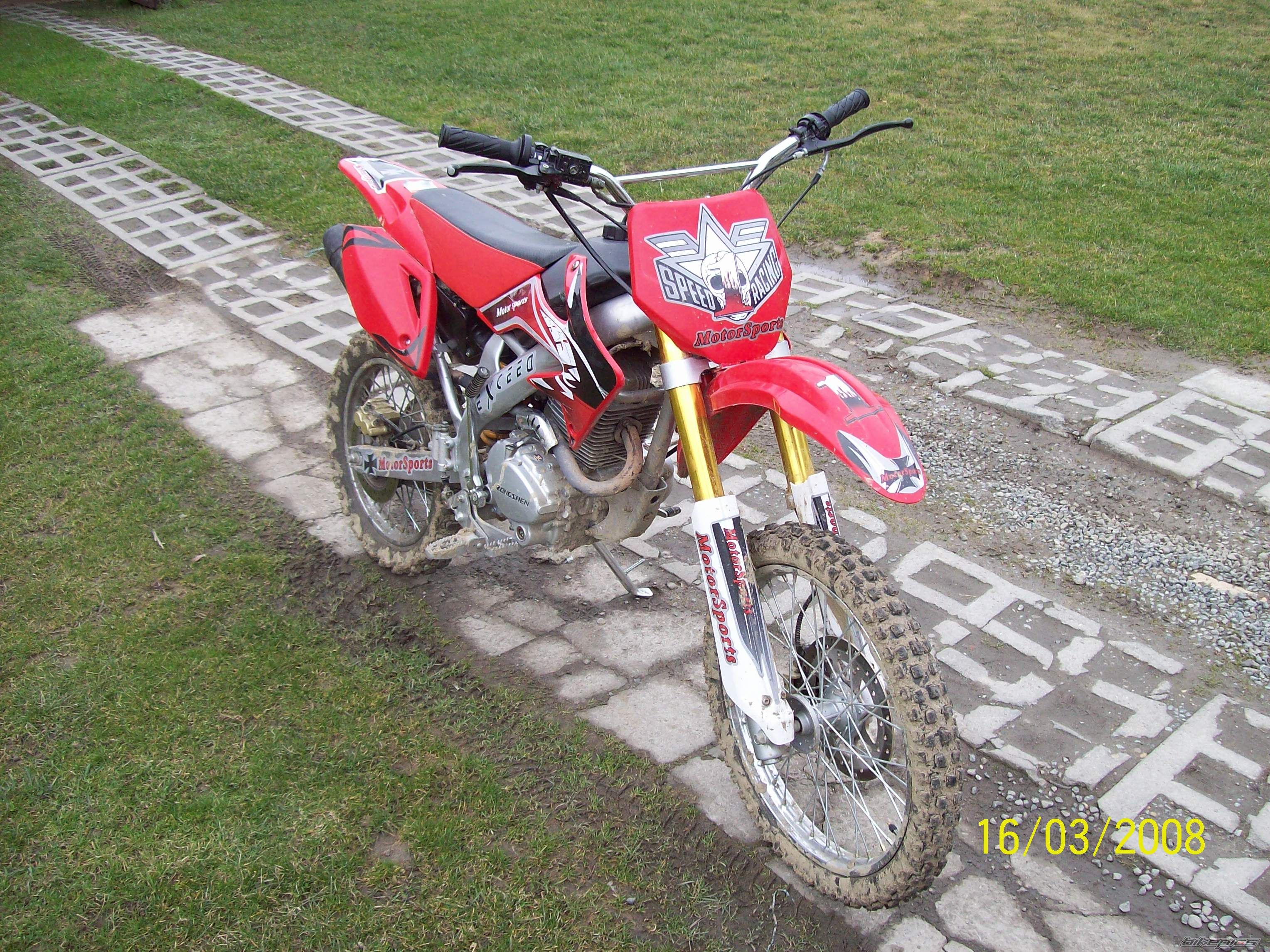 Photo 1238355