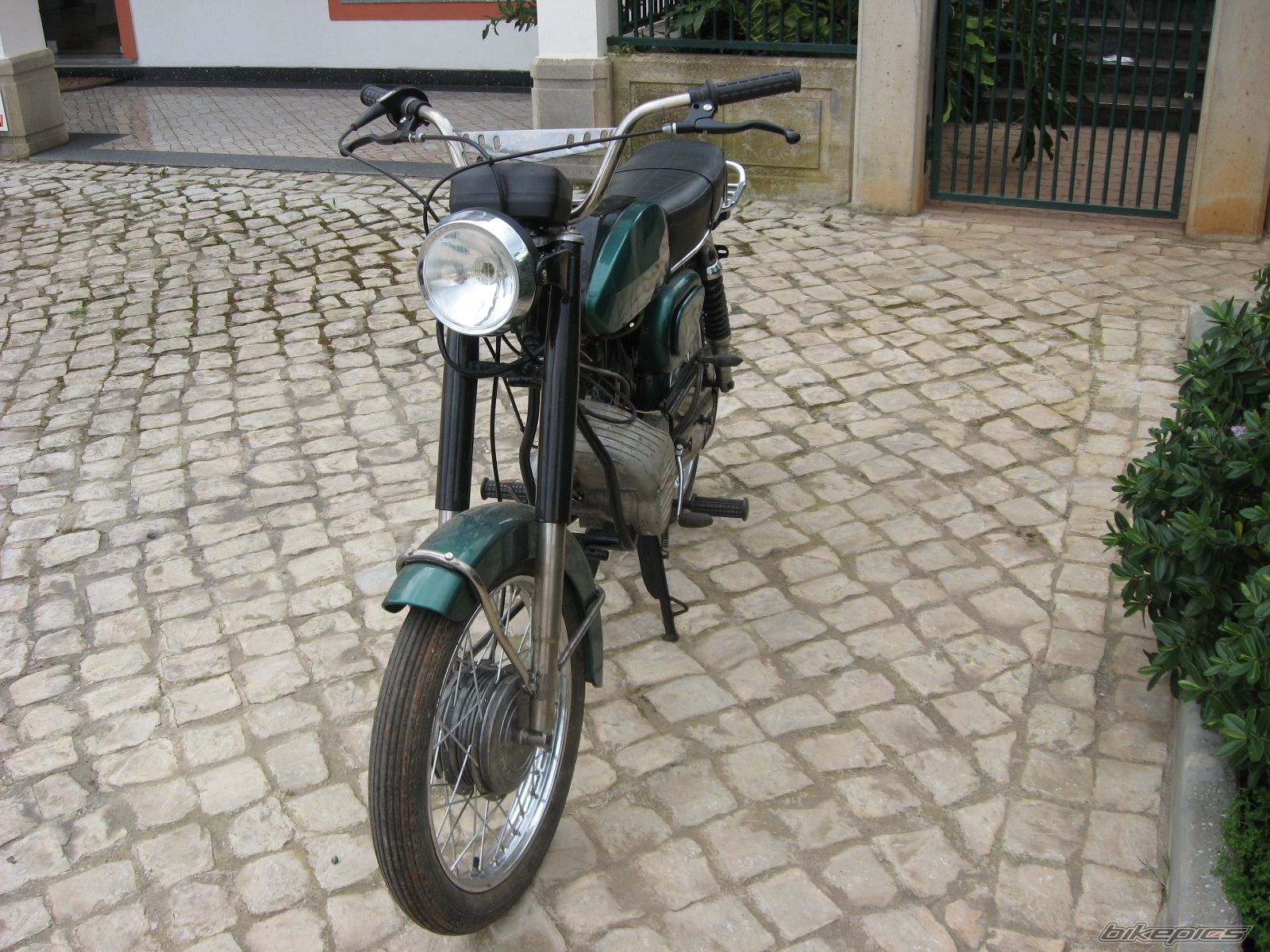 Photo 1238377