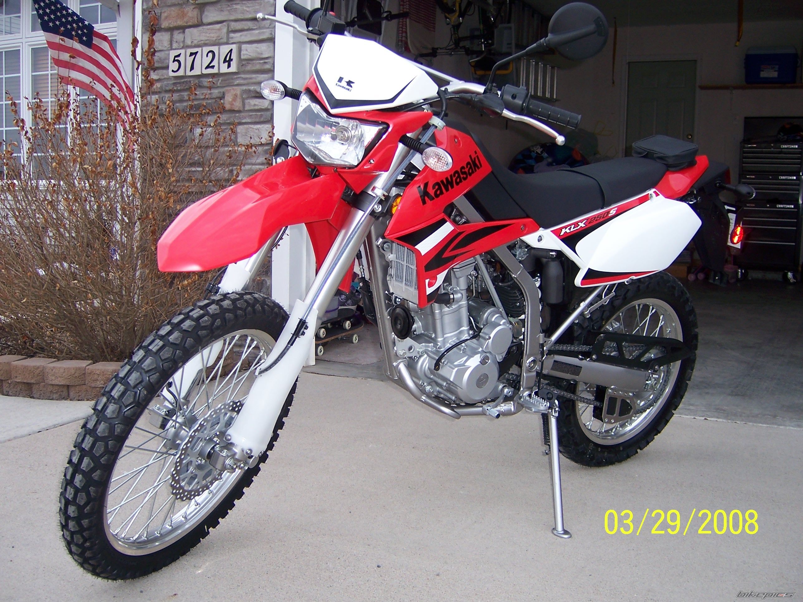 Photo 1238603