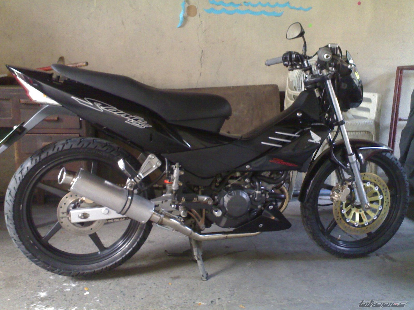 Photo 1240686