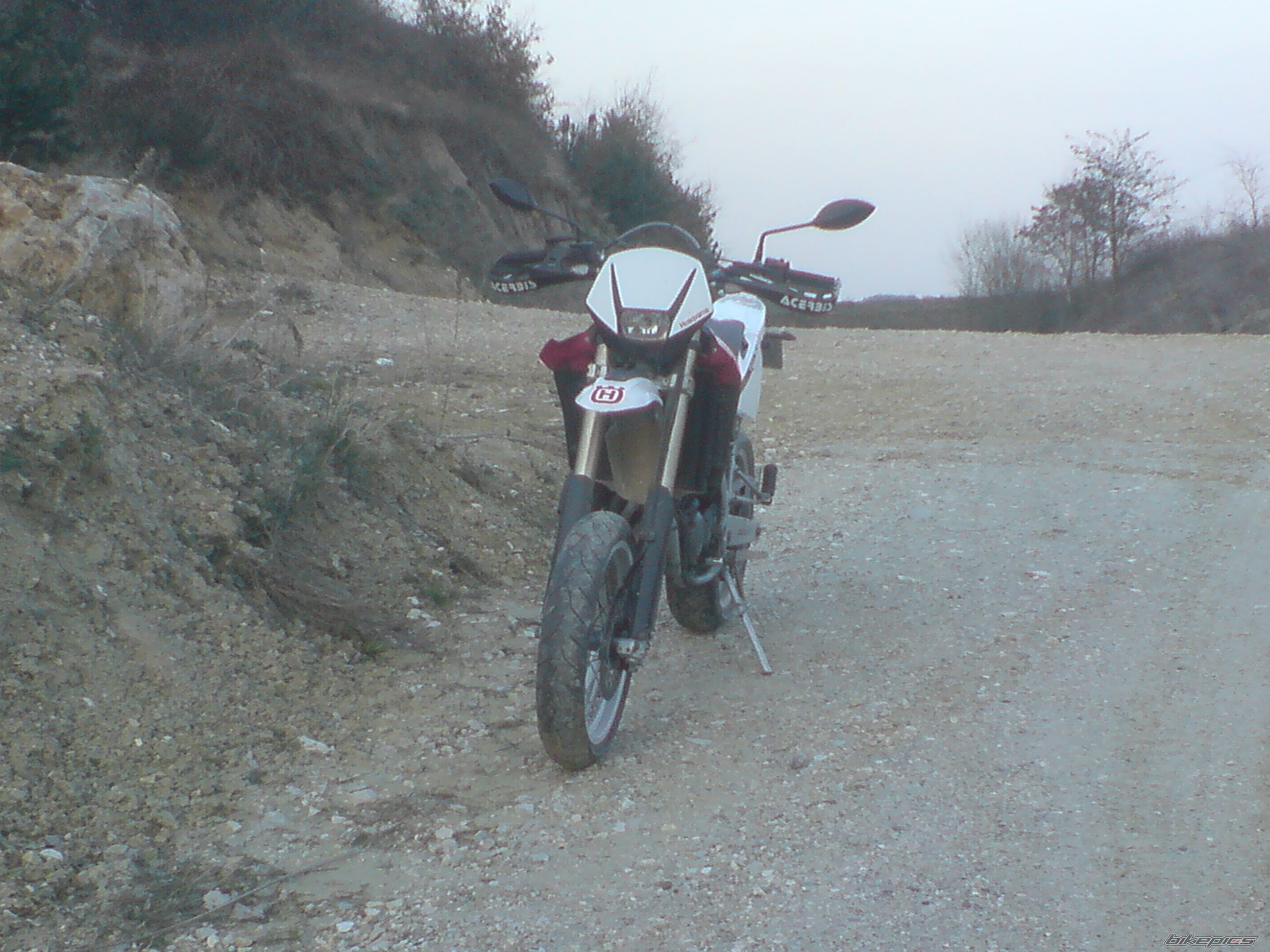 Photo 1241105