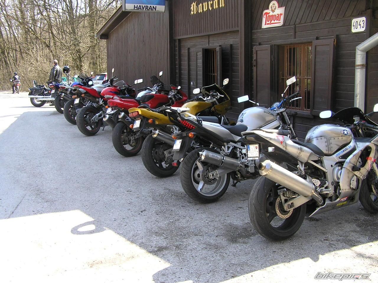 Photo 1241109