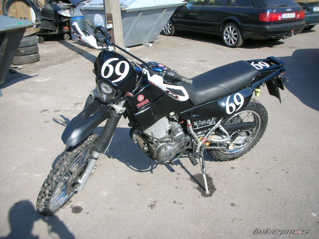 Photo 1241171