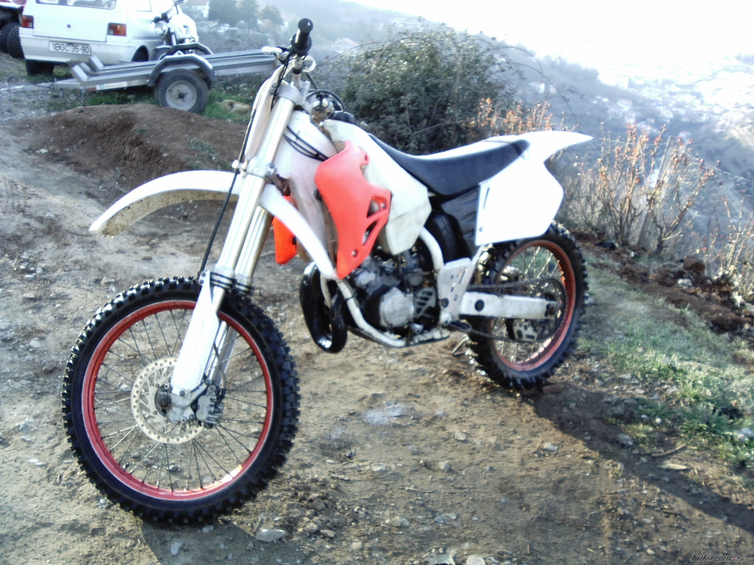 Photo 1241174