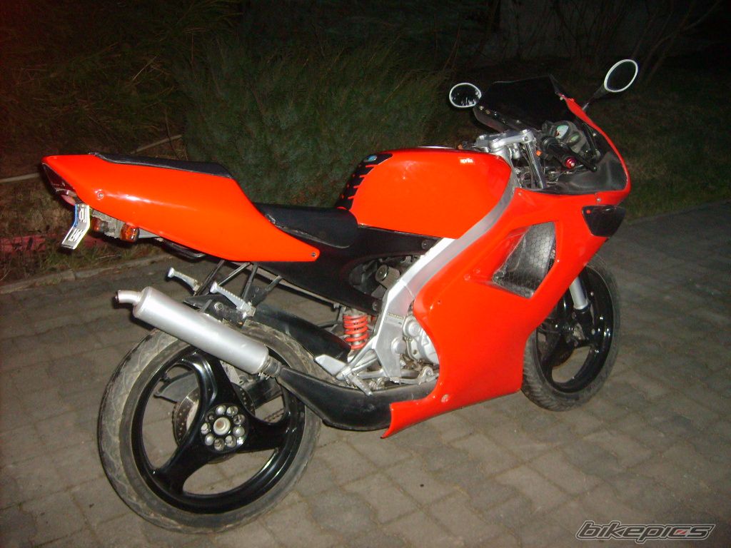 Photo 1241186
