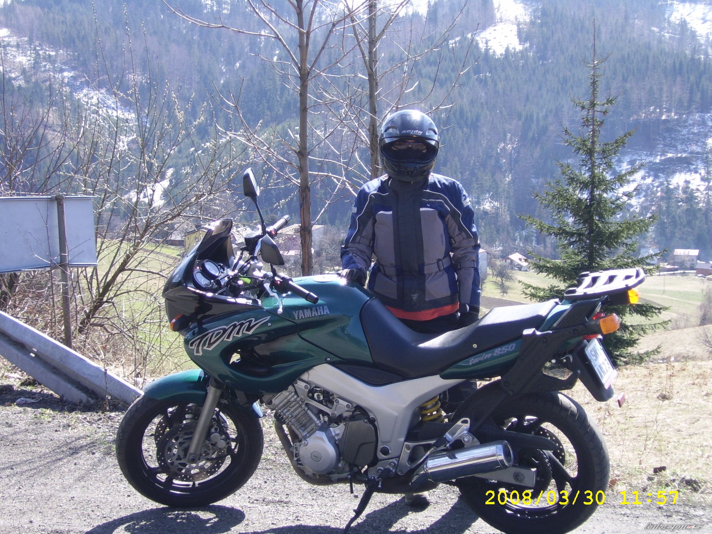 Photo 1241463