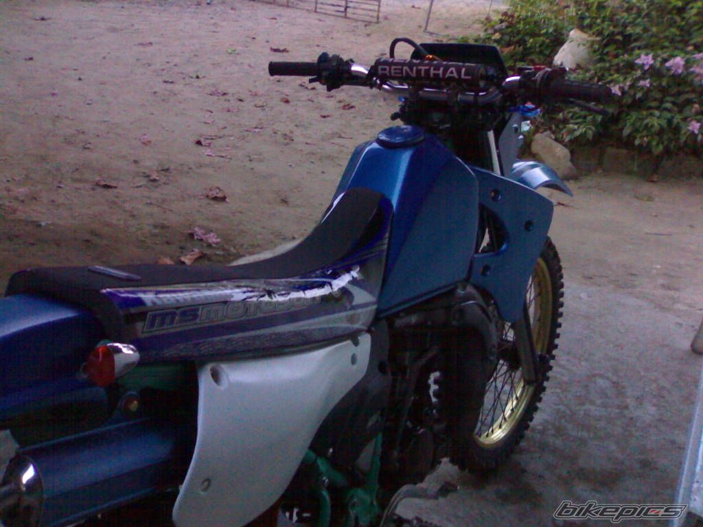 Photo 1242171