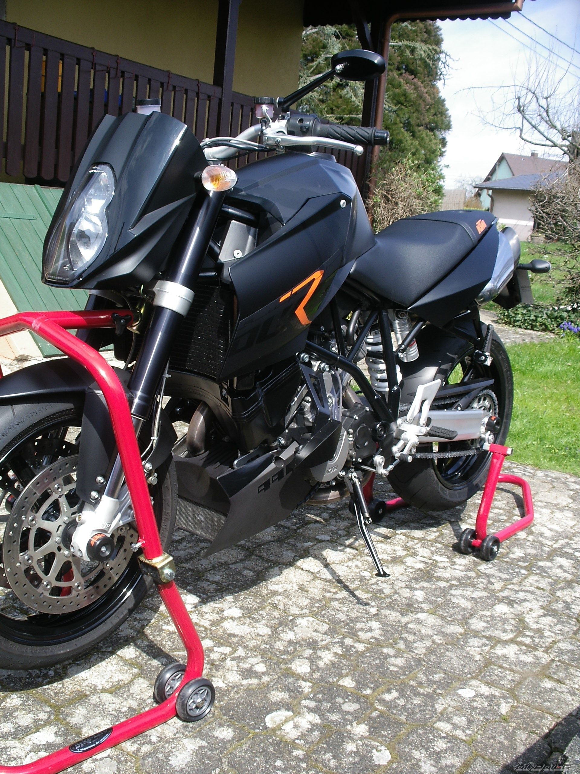 Photo 1242456