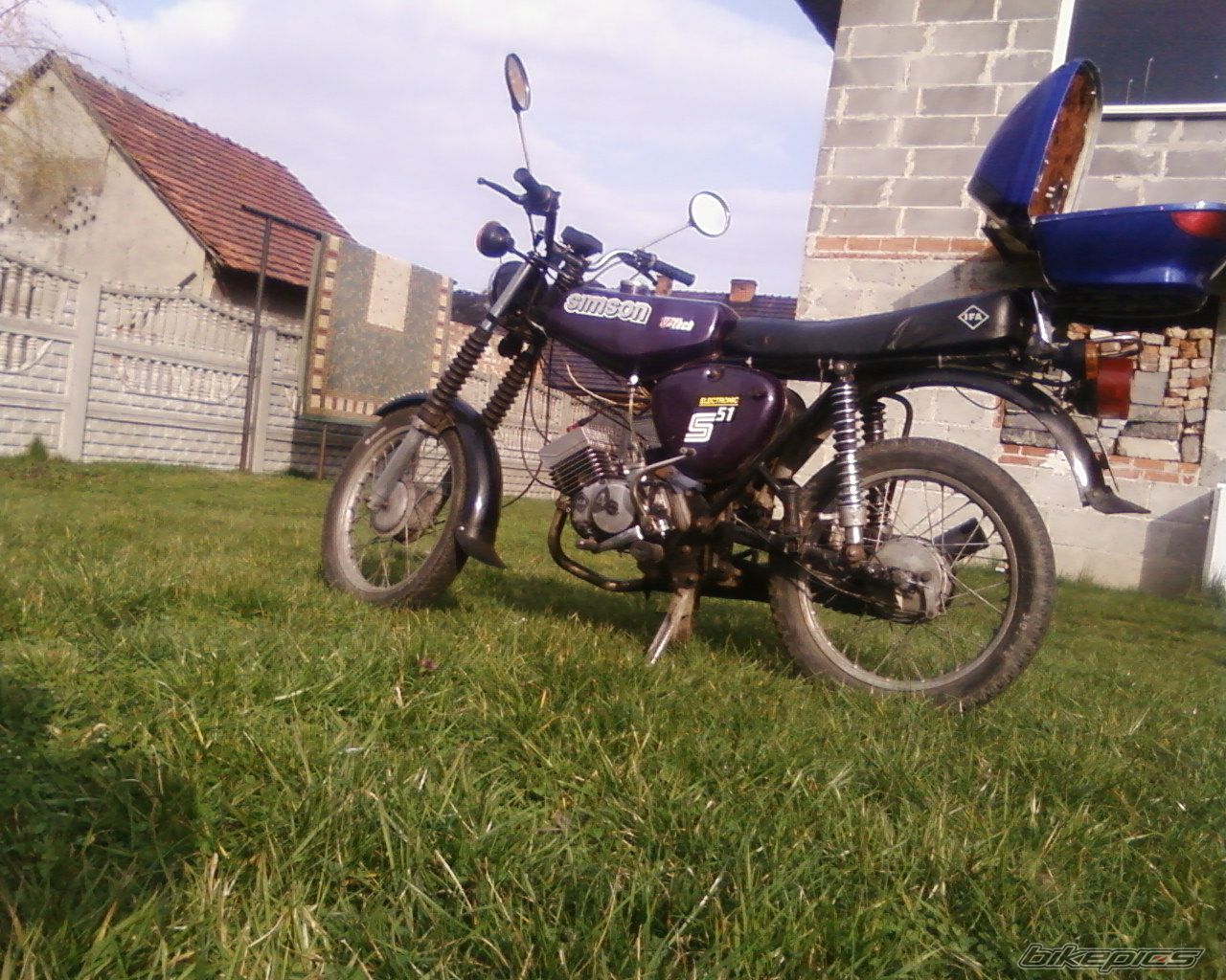 Photo 1242481