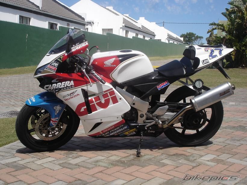 Photo 1242553