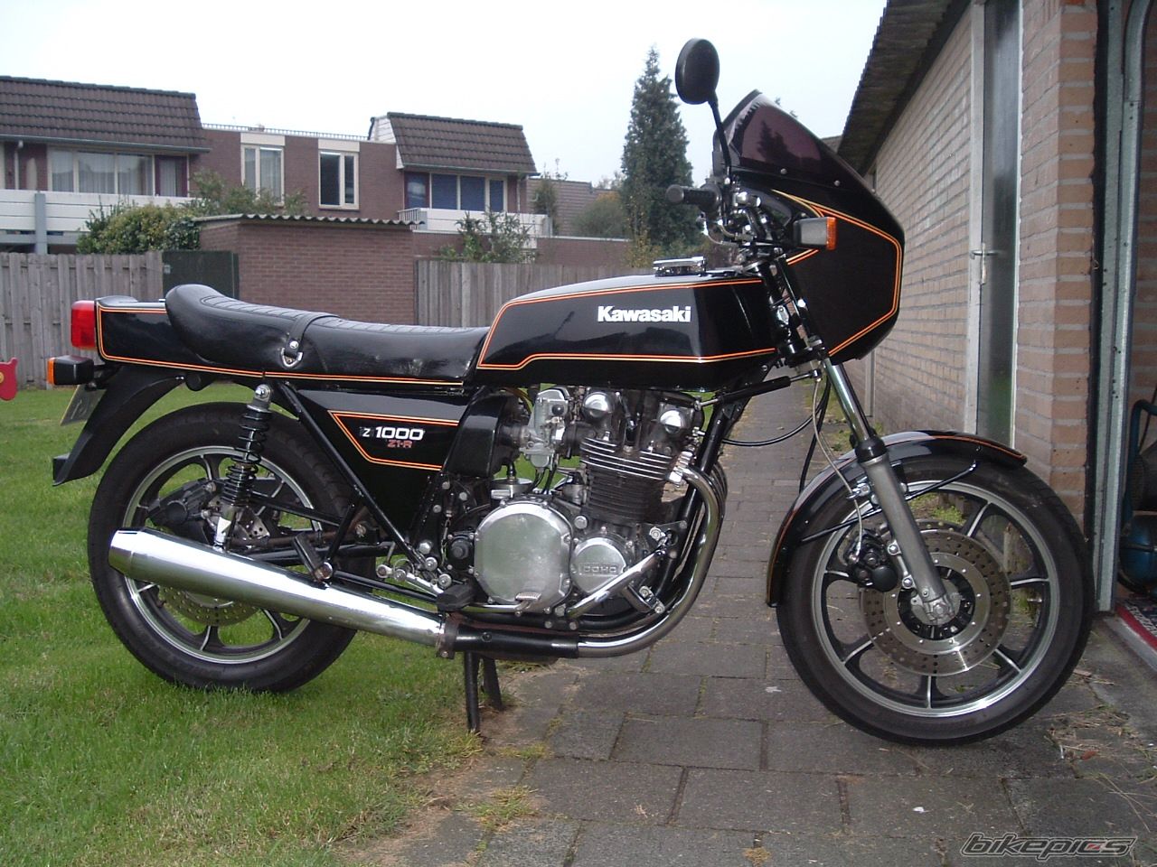Photo 1242576