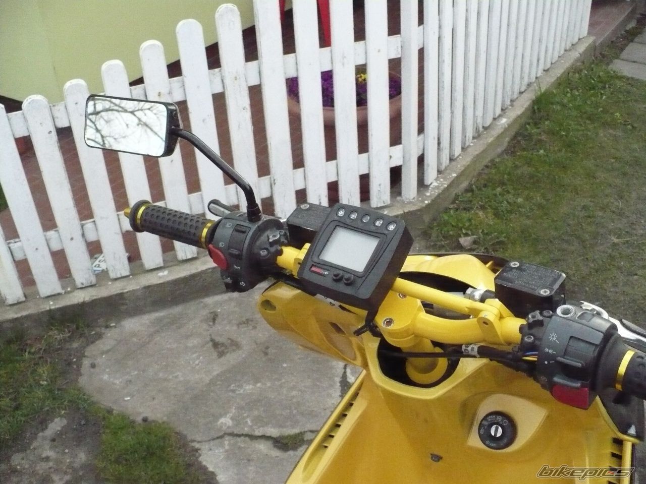 Photo 1242598