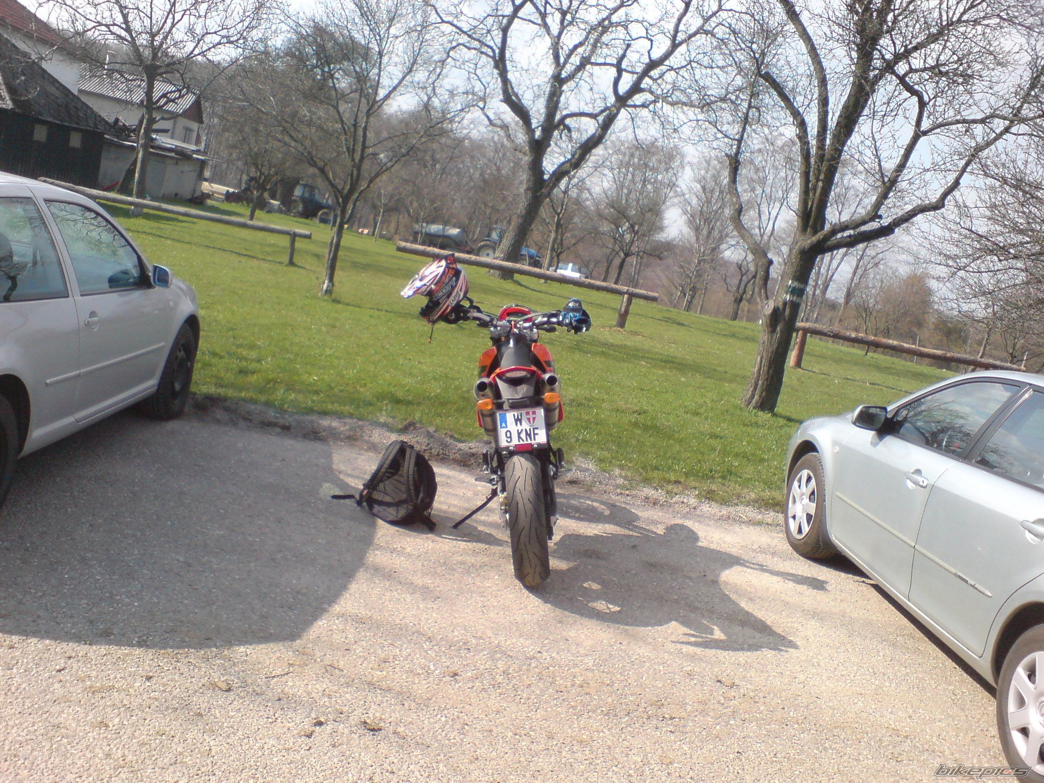 Photo 1242608