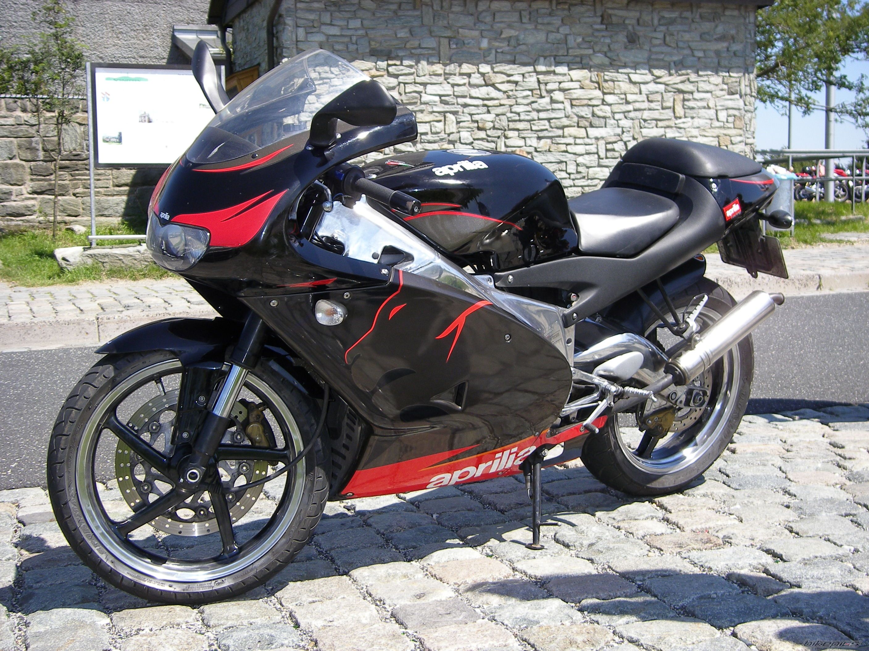 Photo 1242716
