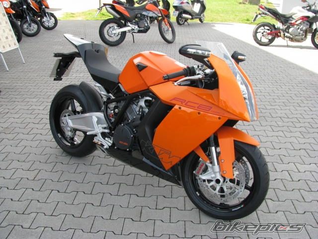 Photo 1242737