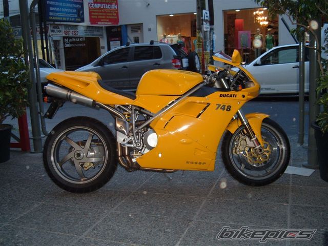 Photo 1242824