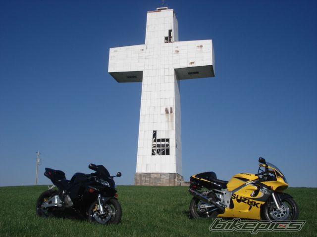 Photo 1242960