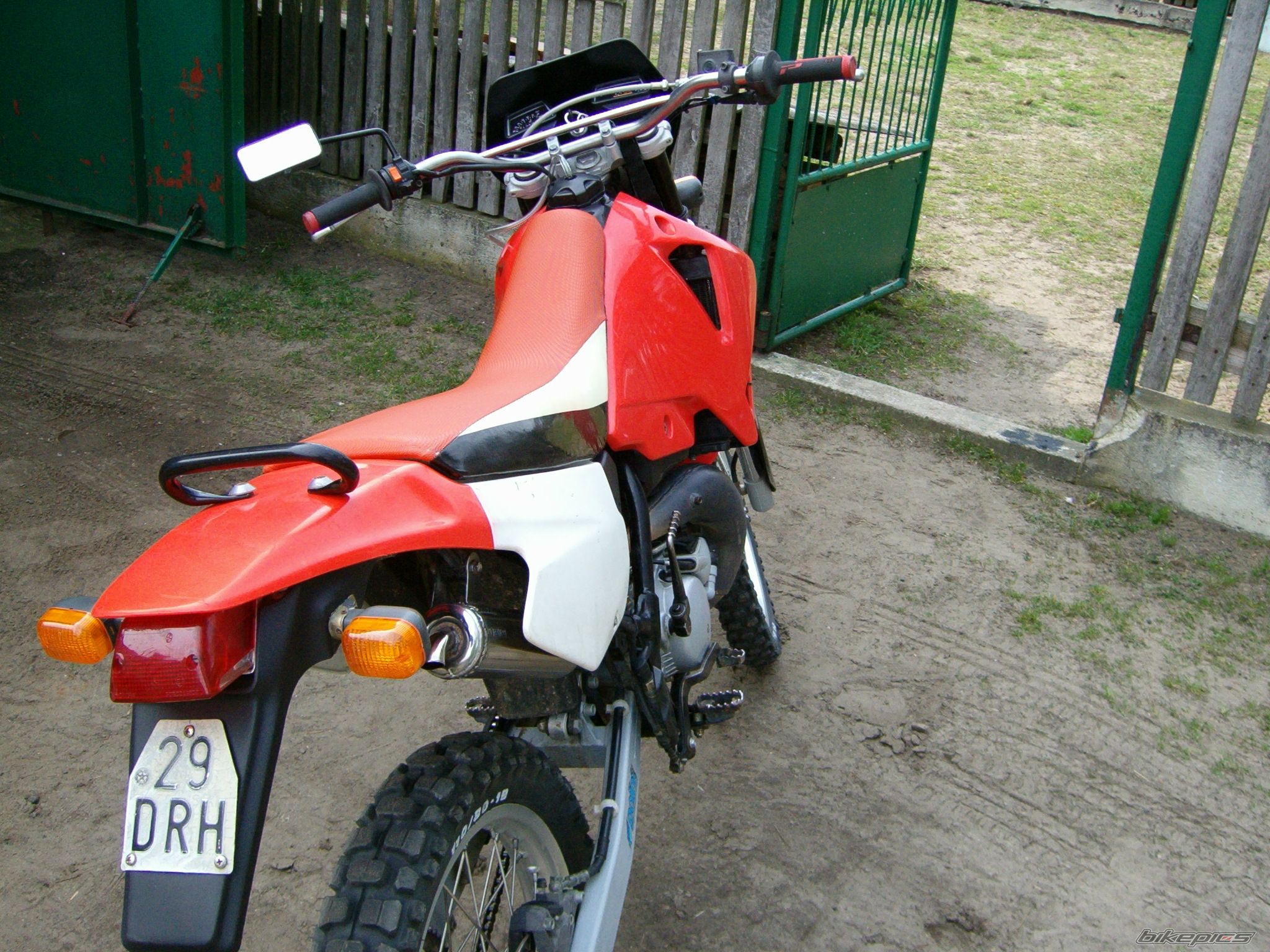 Photo 1243200