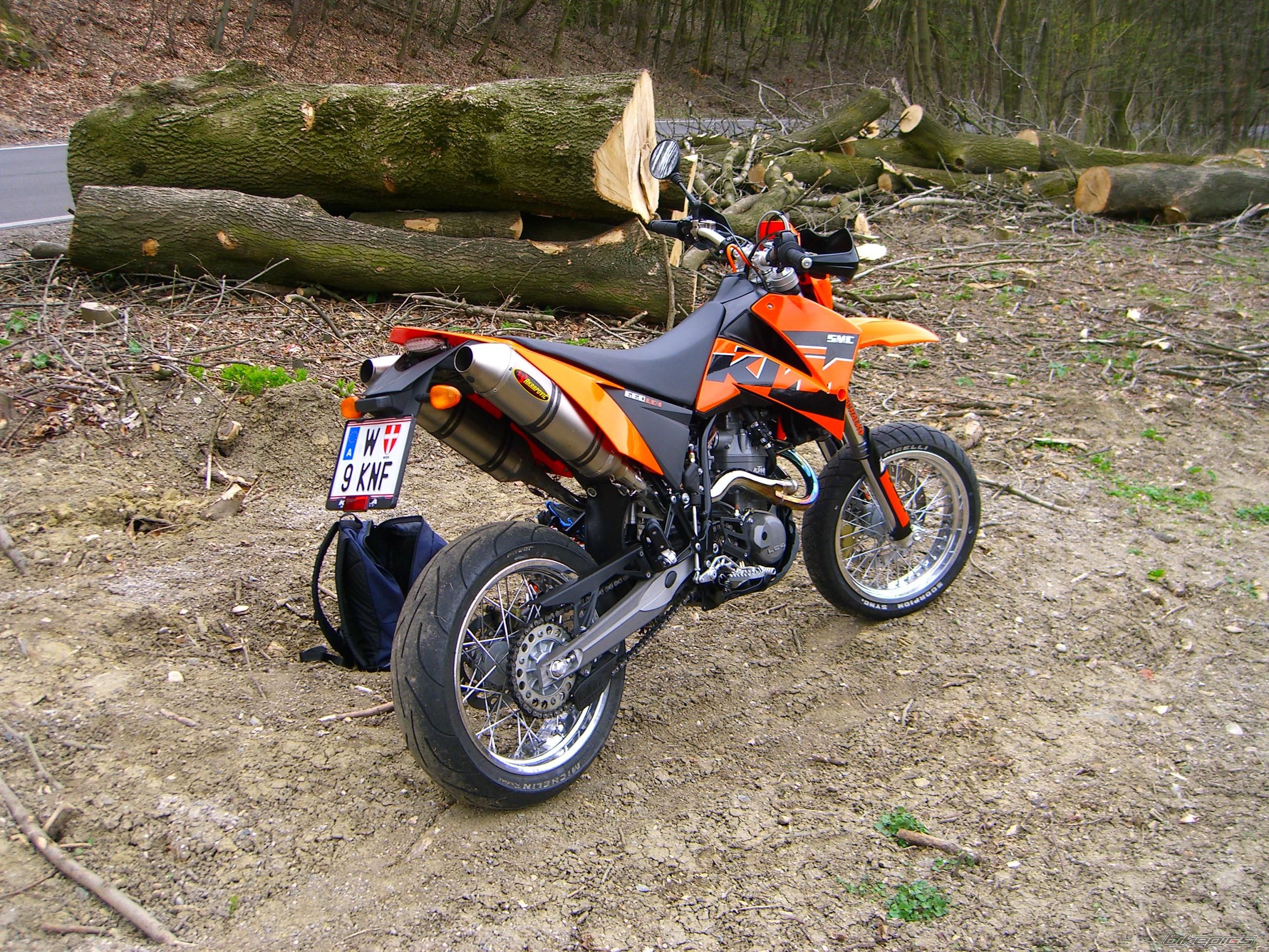 Photo 1243685